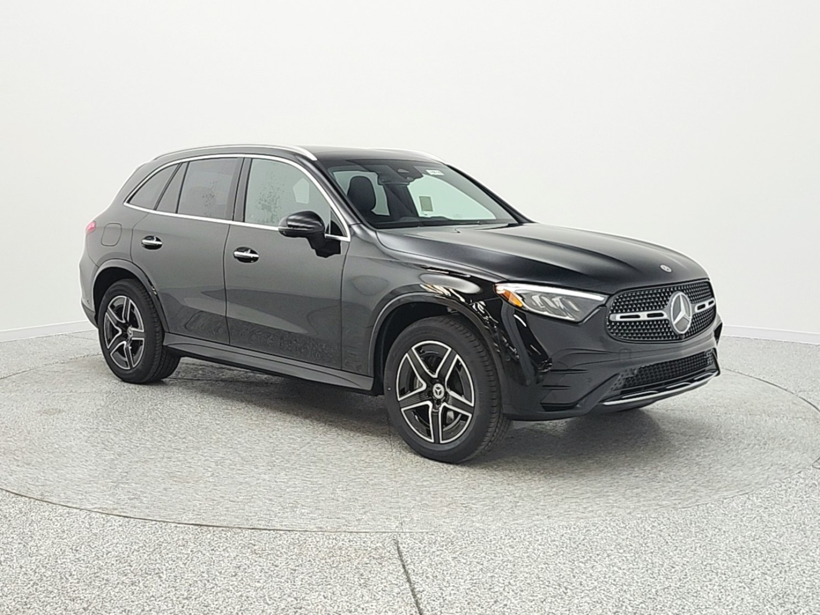 New 2026 Black Mercedes-Benz GLC 350e image 3