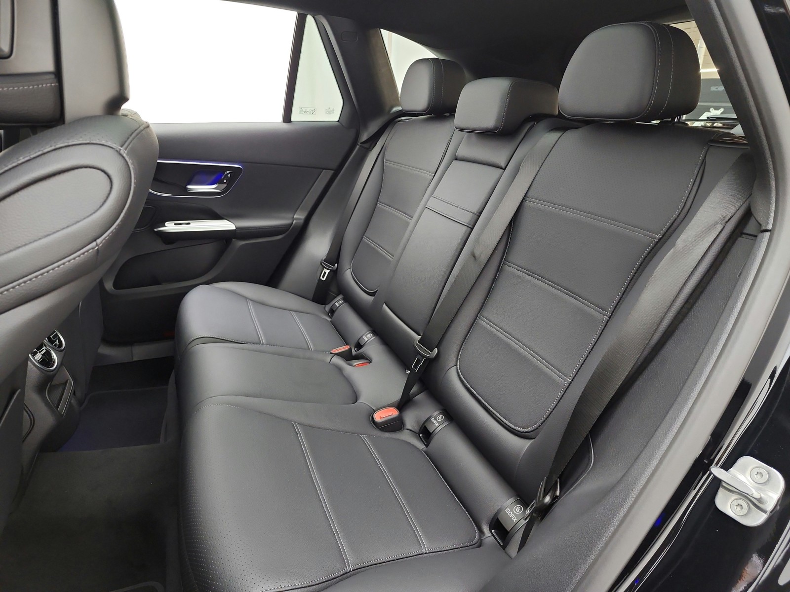 New 2026 Black Mercedes-Benz GLC 300 SUV image 11