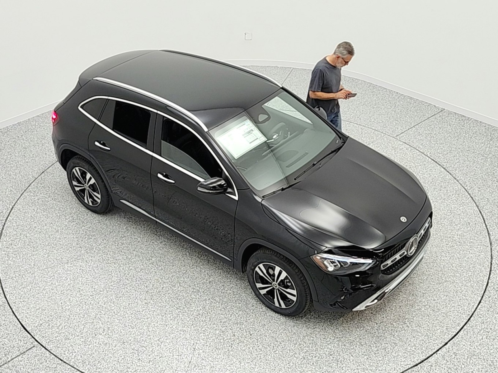 New 2026 Night Black Mercedes-Benz GLA 250 SUV image 29