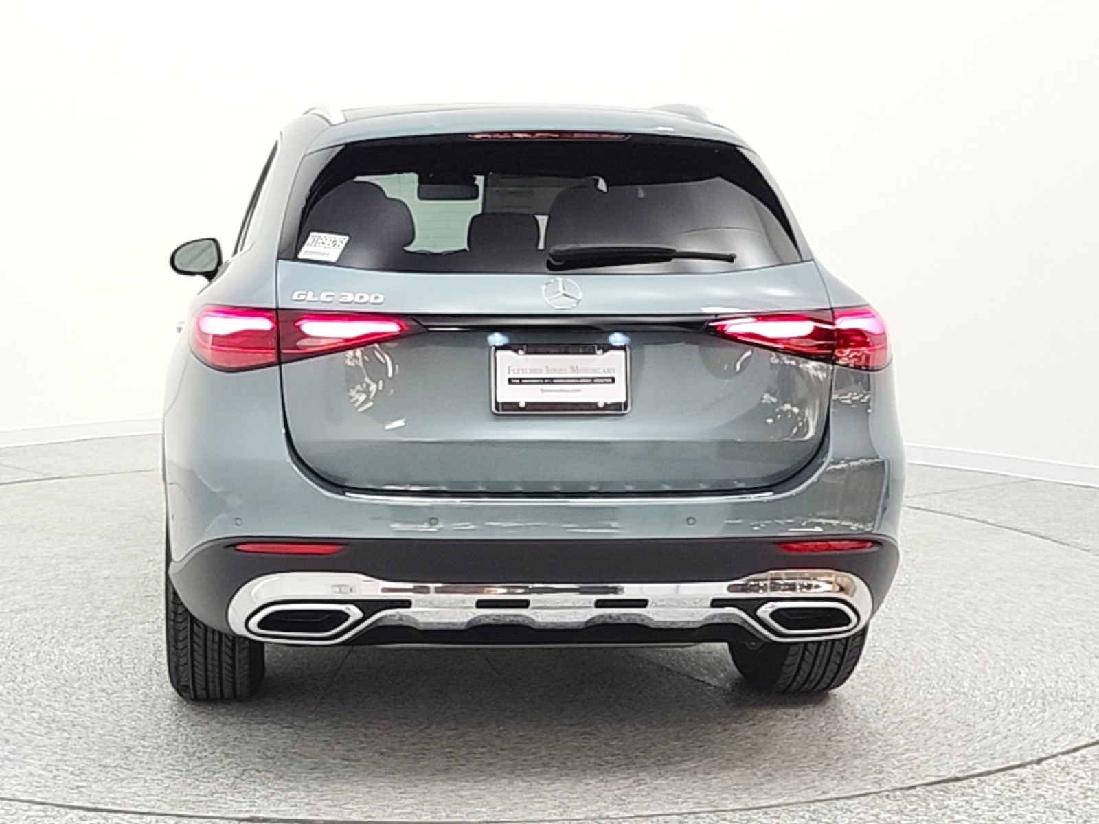 New 2026 Verde Silver Metallic Mercedes-Benz GLC 300 image 6