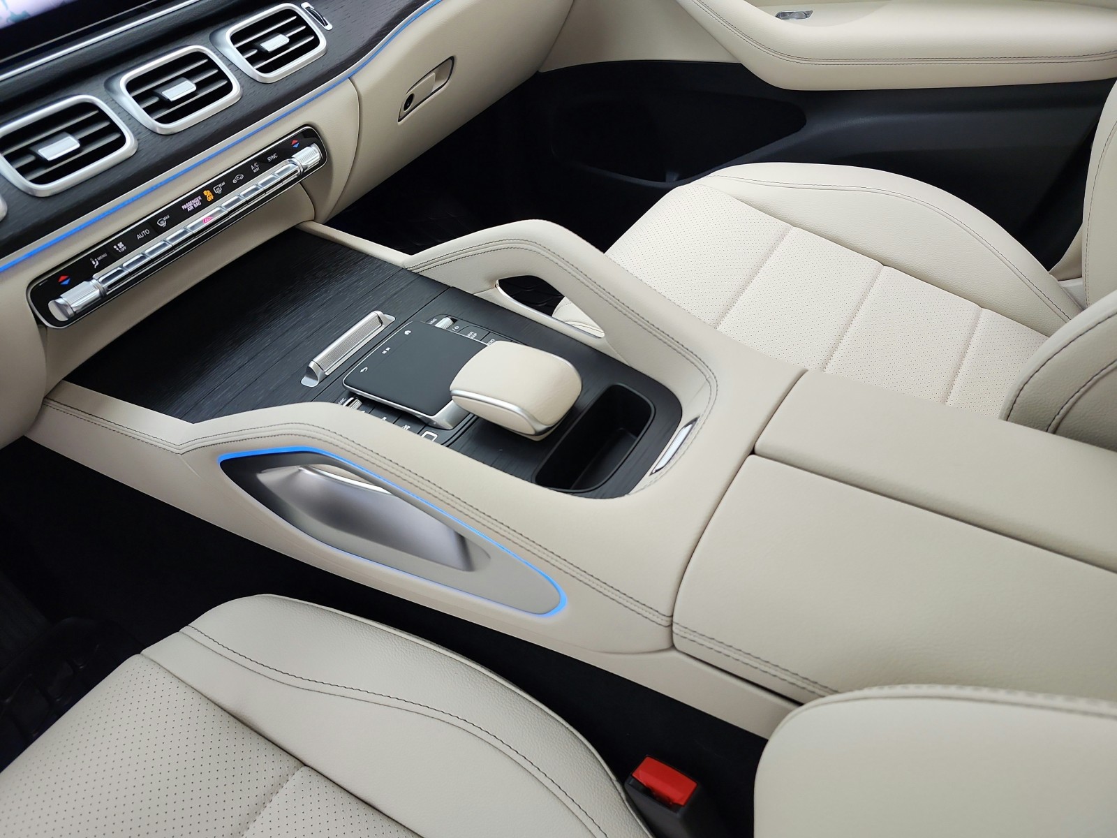 New 2026 Obsidian Black Metallic Mercedes-Benz GLE 450 4MATIC® SUV image 10