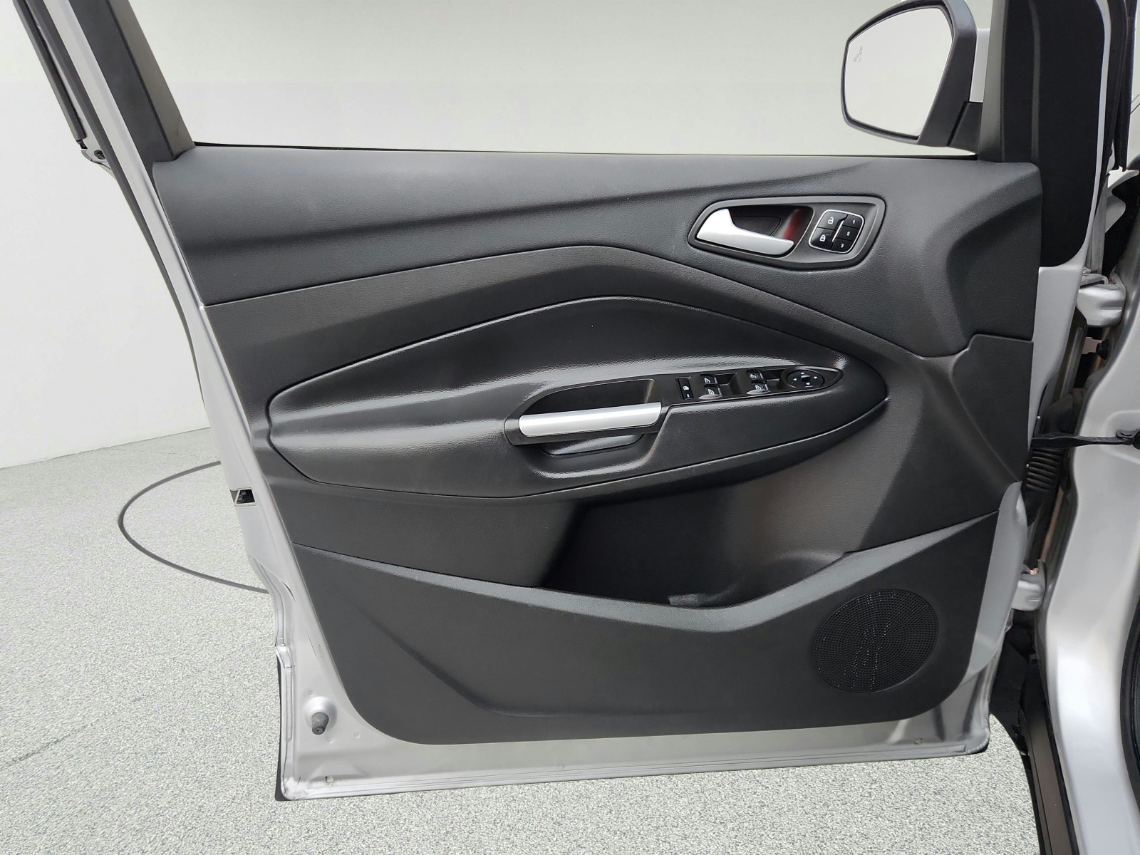 Used 2017 INGOT SILVER Ford Titanium image 26