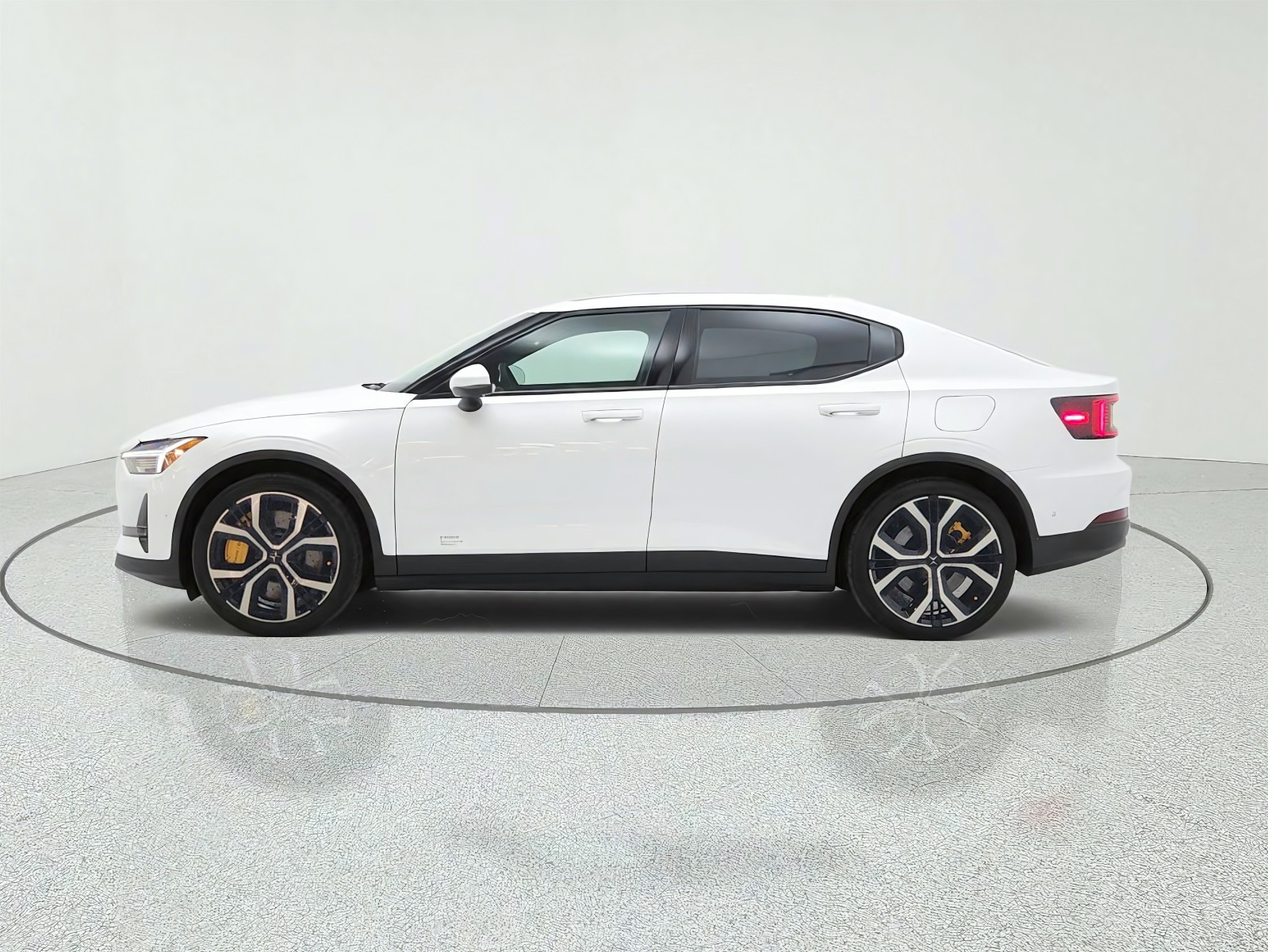 Used 2023 Snow Metallic Polestar Performance Plus image 8