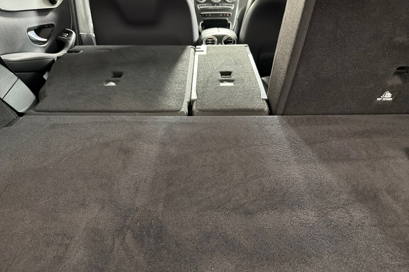 Used 2022 Black Mercedes-Benz GLC 300 SUV image 14