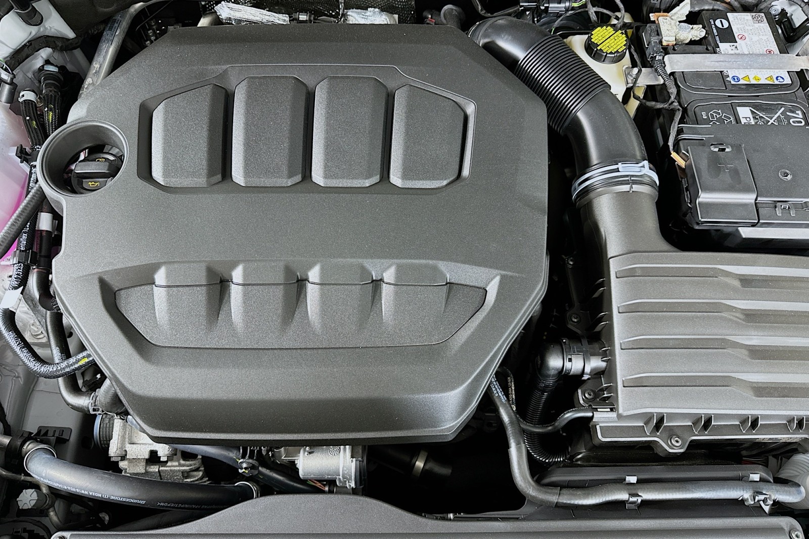 New 2026 Arrow Gray Pearl Effect Audi Premium Plus image 12