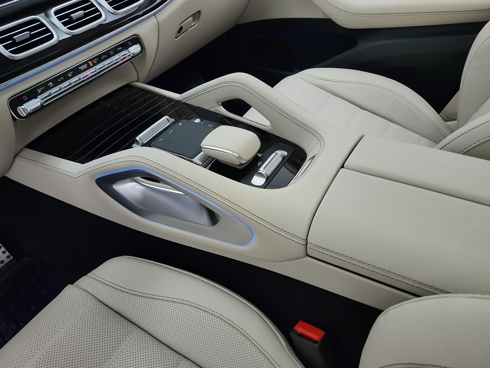 New 2026 Polar White Mercedes-Benz GLS 450 image 10