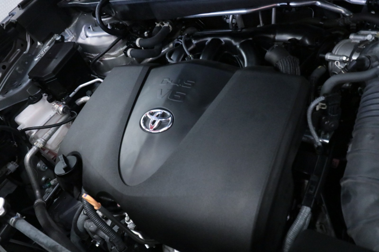 Used Car 2022 Toyota Highlander  Xle For Sale Under $35,000 In Austin, Texas