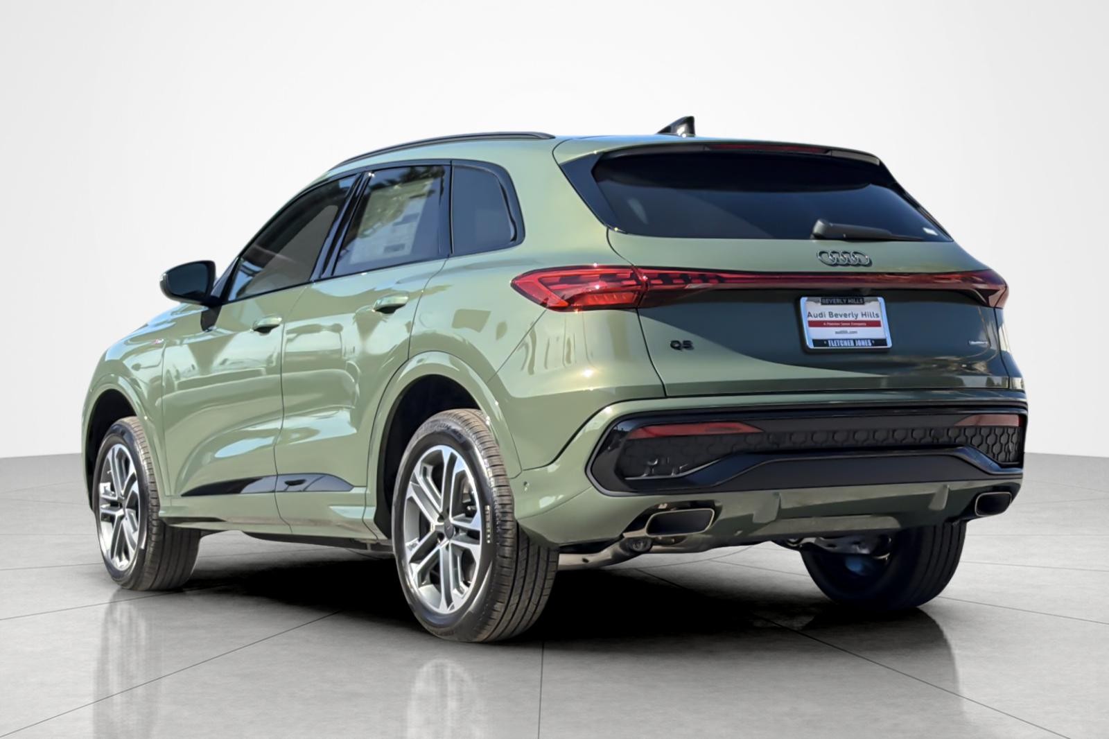 New 2026 District Green Metallic Audi Premium 2.0 TFSI quattro image 4