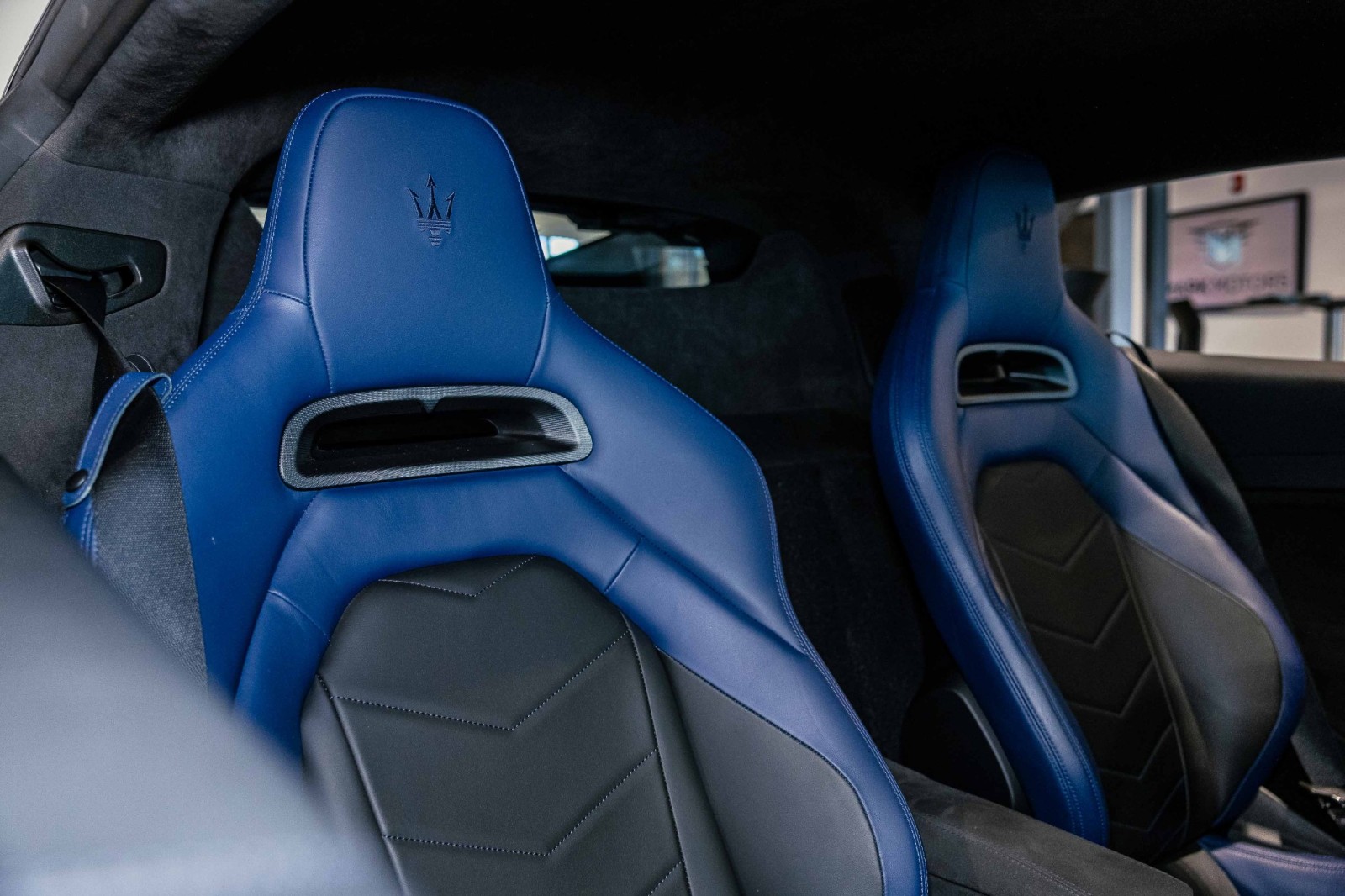 Used Car 2022 Maserati Mc20  For Sale Under $180,000 In Boerne, Texas