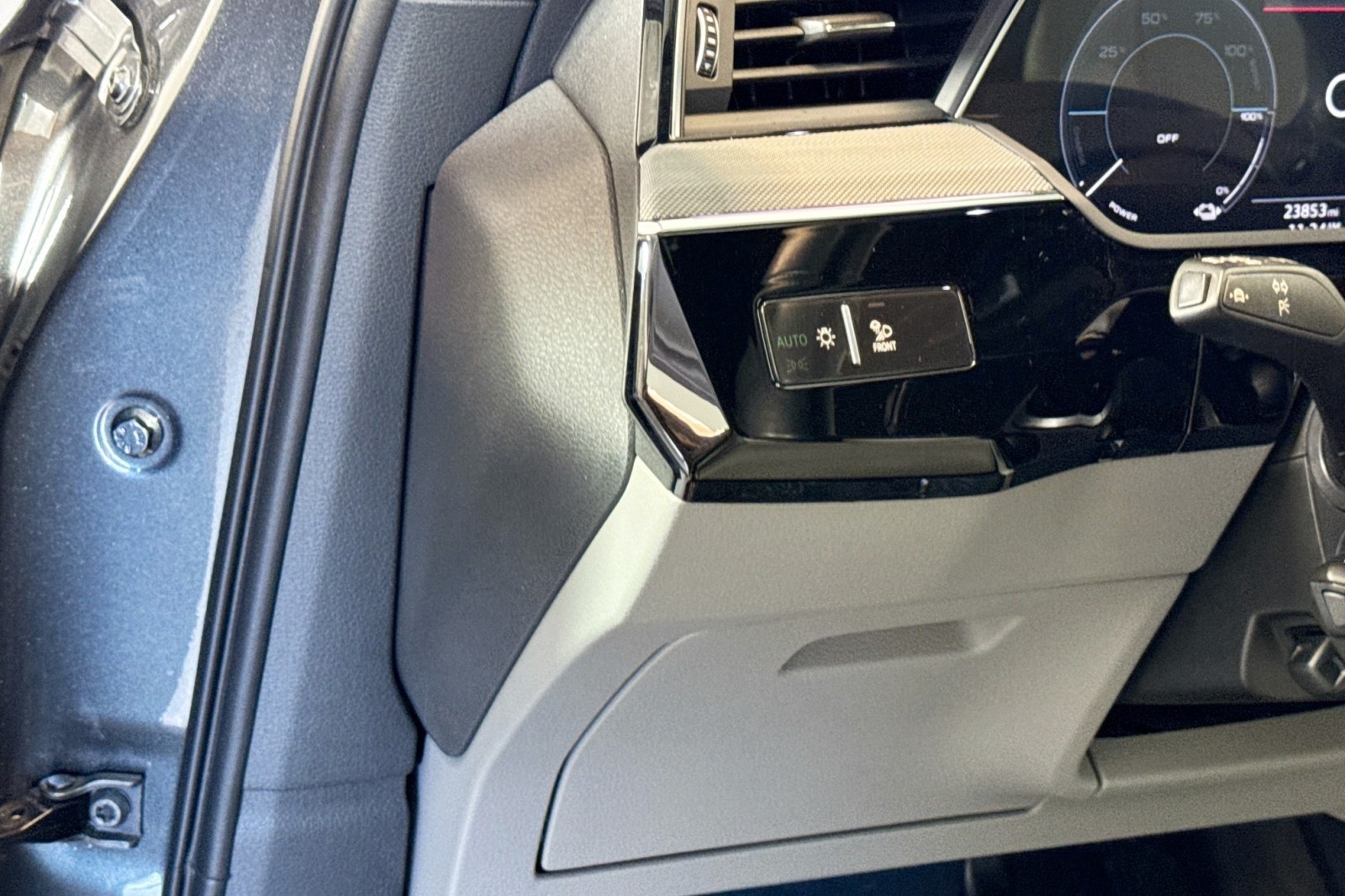 Used 2024 Daytona Gray Pearl Effect Audi Prestige image 10