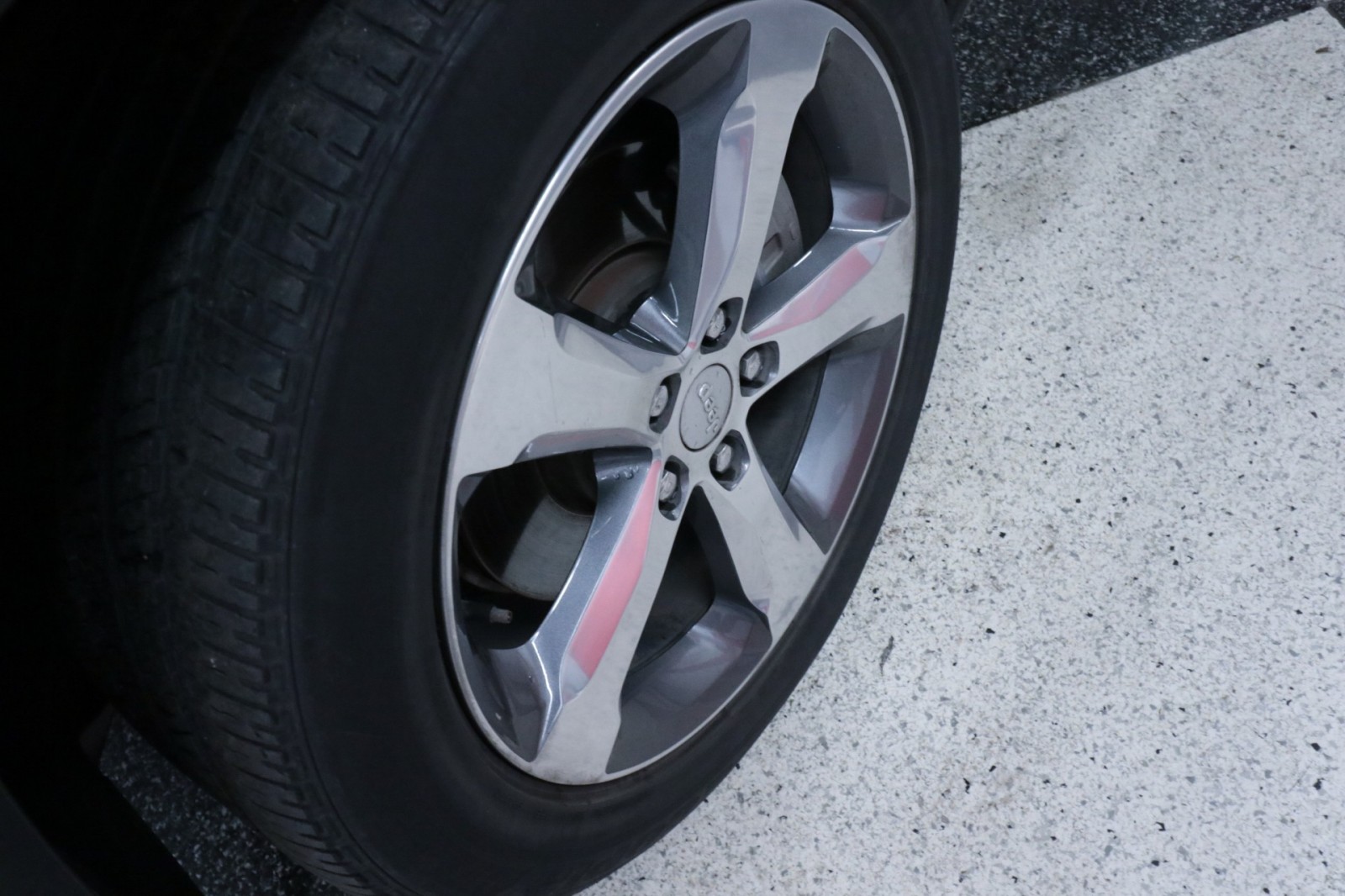 Used Car 2021 Jeep Grand Cherokee L  Limited For Sale Under $30,000 In Austin, Texas