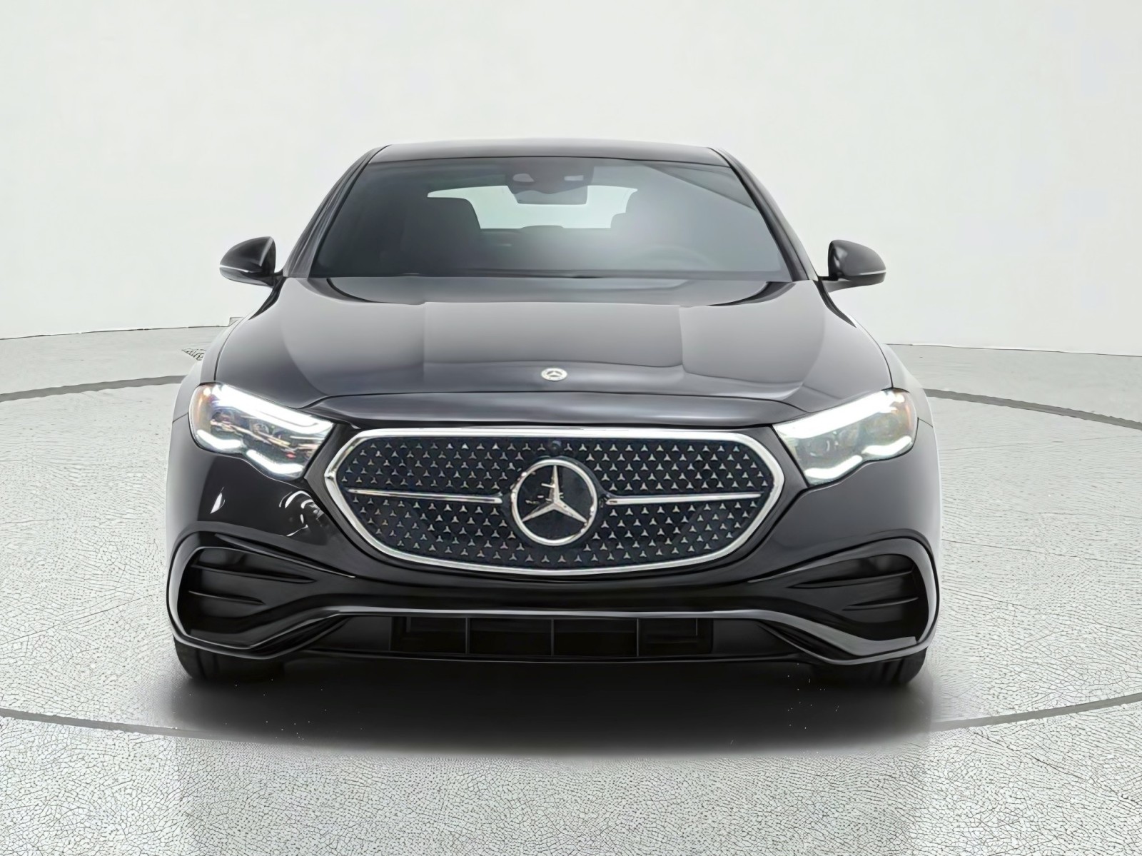 New 2027 Graphite Grey Metallic Mercedes-Benz E 350 RWD Sedan image 2