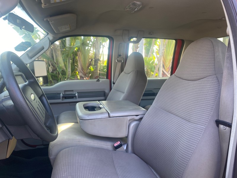 2008 Ford Super Duty F-350 DRW XL LOW MILES 43,076 4WD in ,