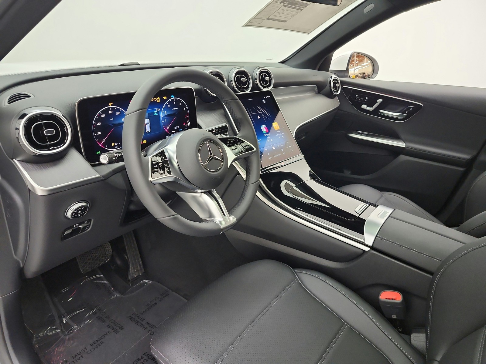 New 2027 Polar White Mercedes-Benz GLC 300 SUV image 10