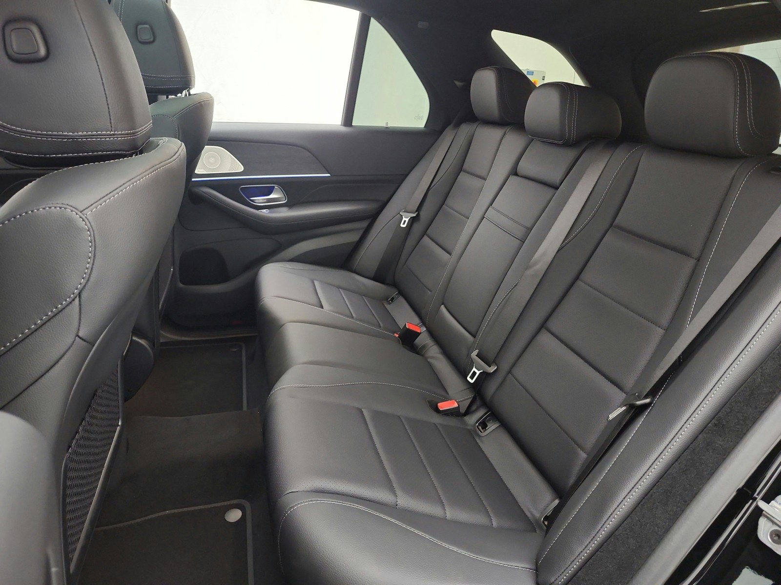New 2026 Black Mercedes-Benz GLE 450 image 11