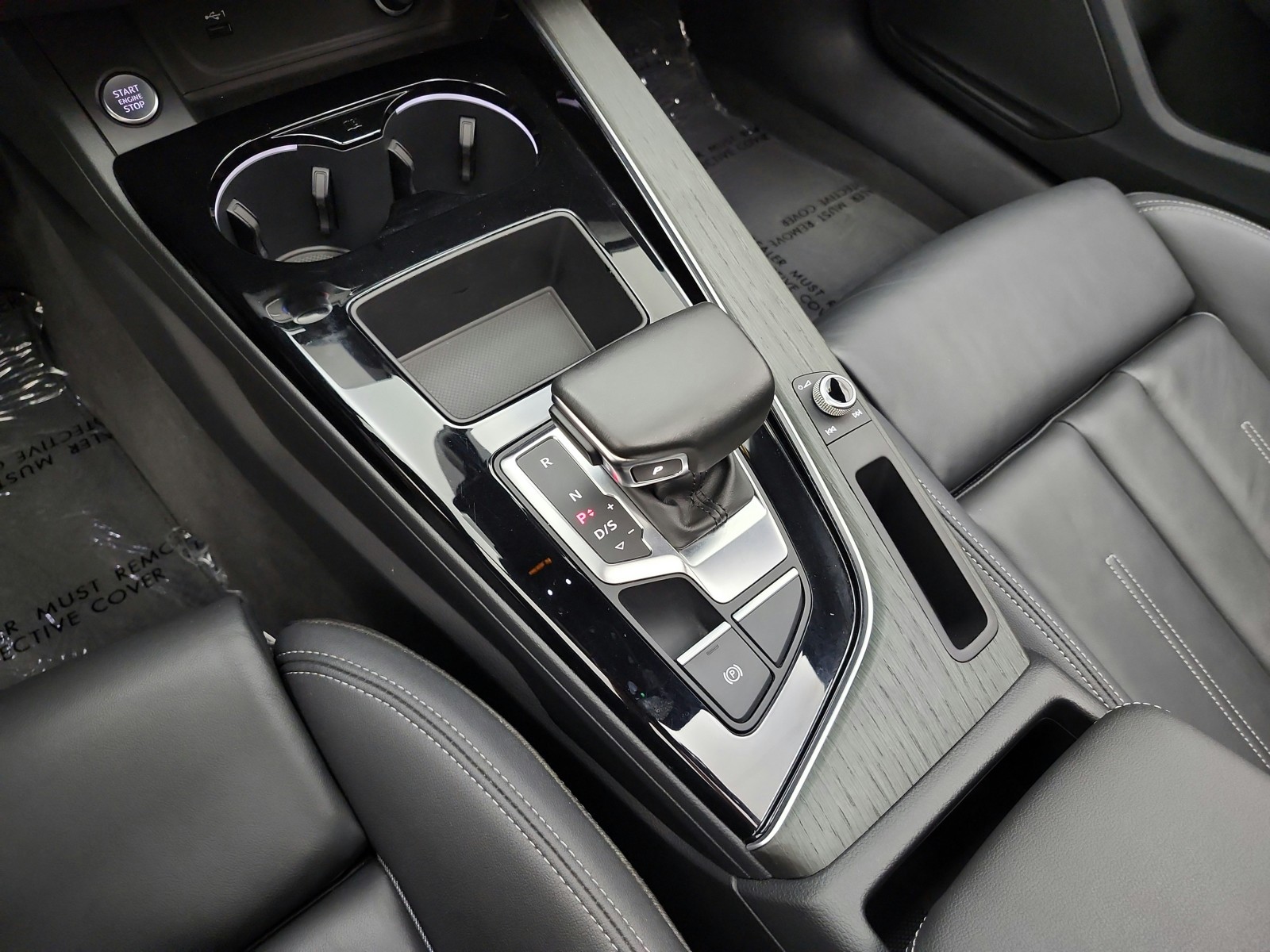 Used 2023 Mythos Black Metallic Audi S line Premium image 13
