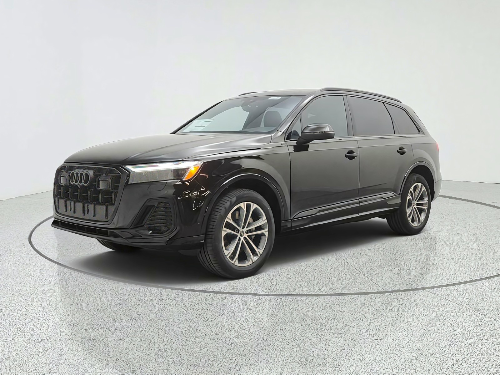 2026 Audi Q7 Premium 45 quattro *Ltd Avail*