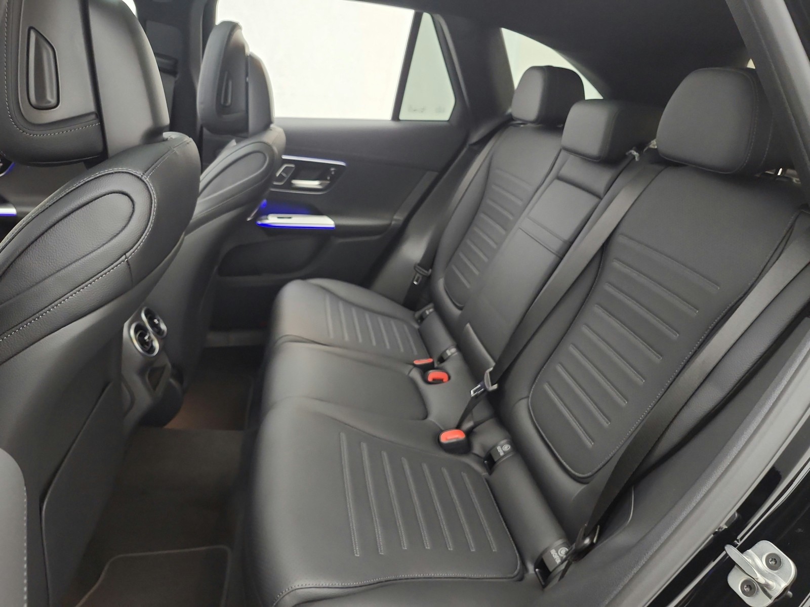 New 2026 Black Mercedes-Benz GLC 350e image 11
