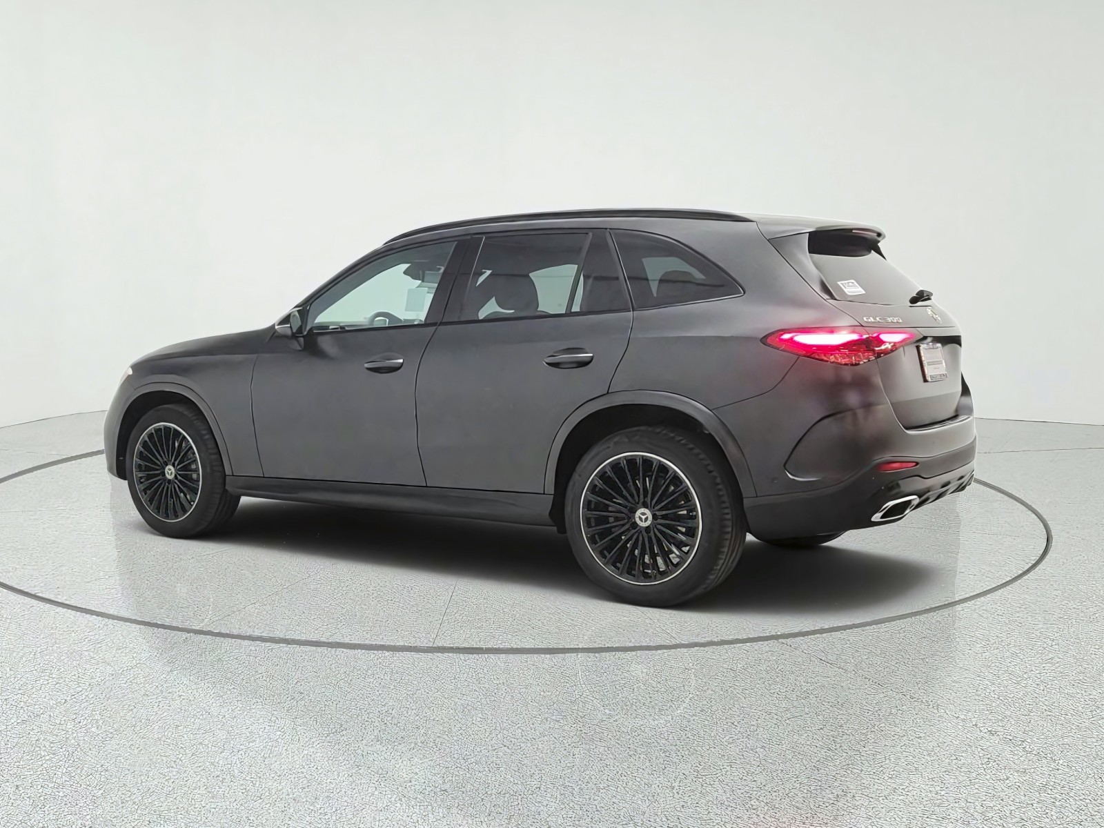New 2027 MANUFAKTUR Graphite Grey Magno Mercedes-Benz GLC 300 SUV image 7
