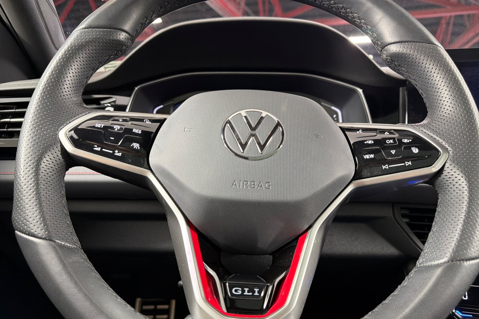 Used 2025 Pure White Volkswagen Autobahn DSG image 20