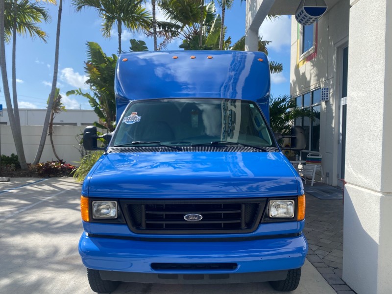 2006 Ford Econoline Commercial Cutaway LOW MILES 27,641 1 OWNER in , 