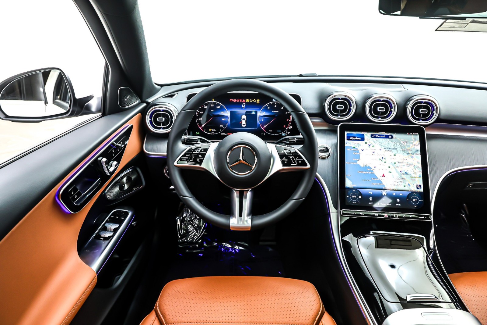 New 2026 Polar White Mercedes-Benz C 300 image 4