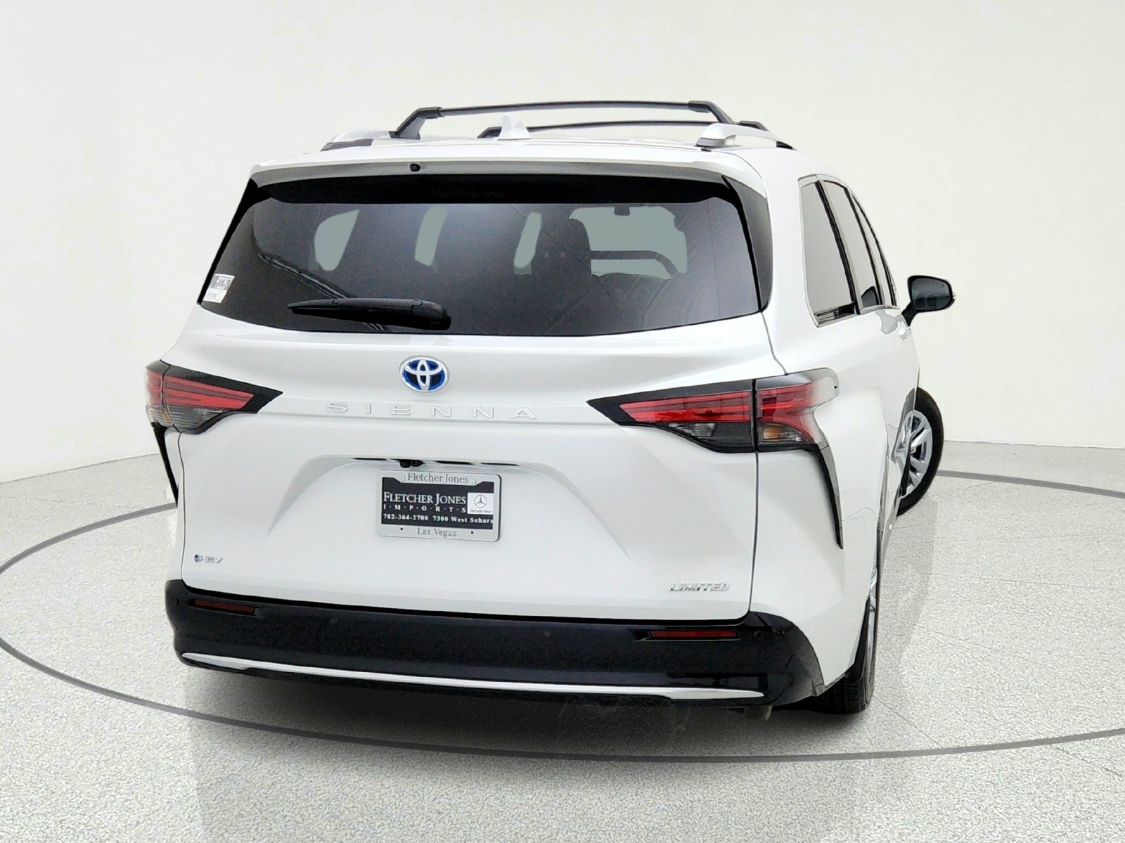 Used 2025 WINDCHILL PEARL Toyota Rear-Entry handicap Conversions 5 PASSENGER image 10