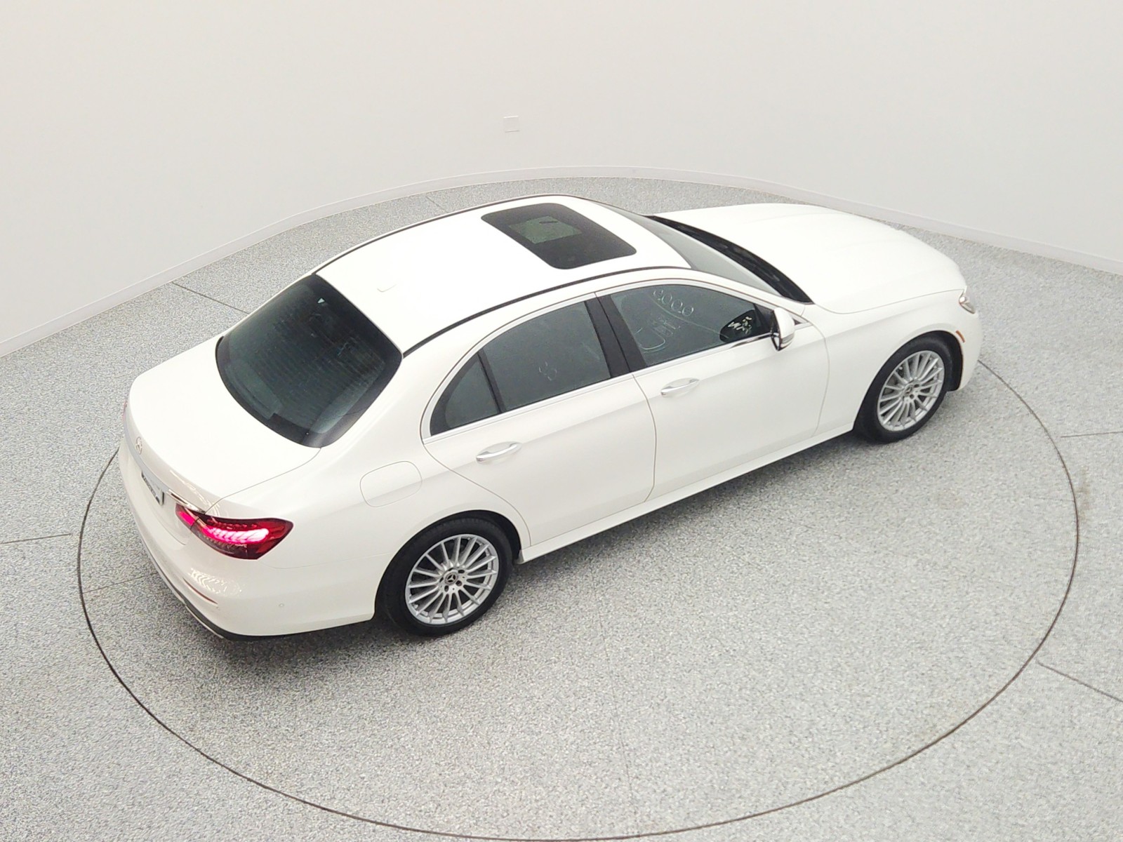 Used 2022 Polar White Mercedes-Benz E 350 RWD Sedan image 27