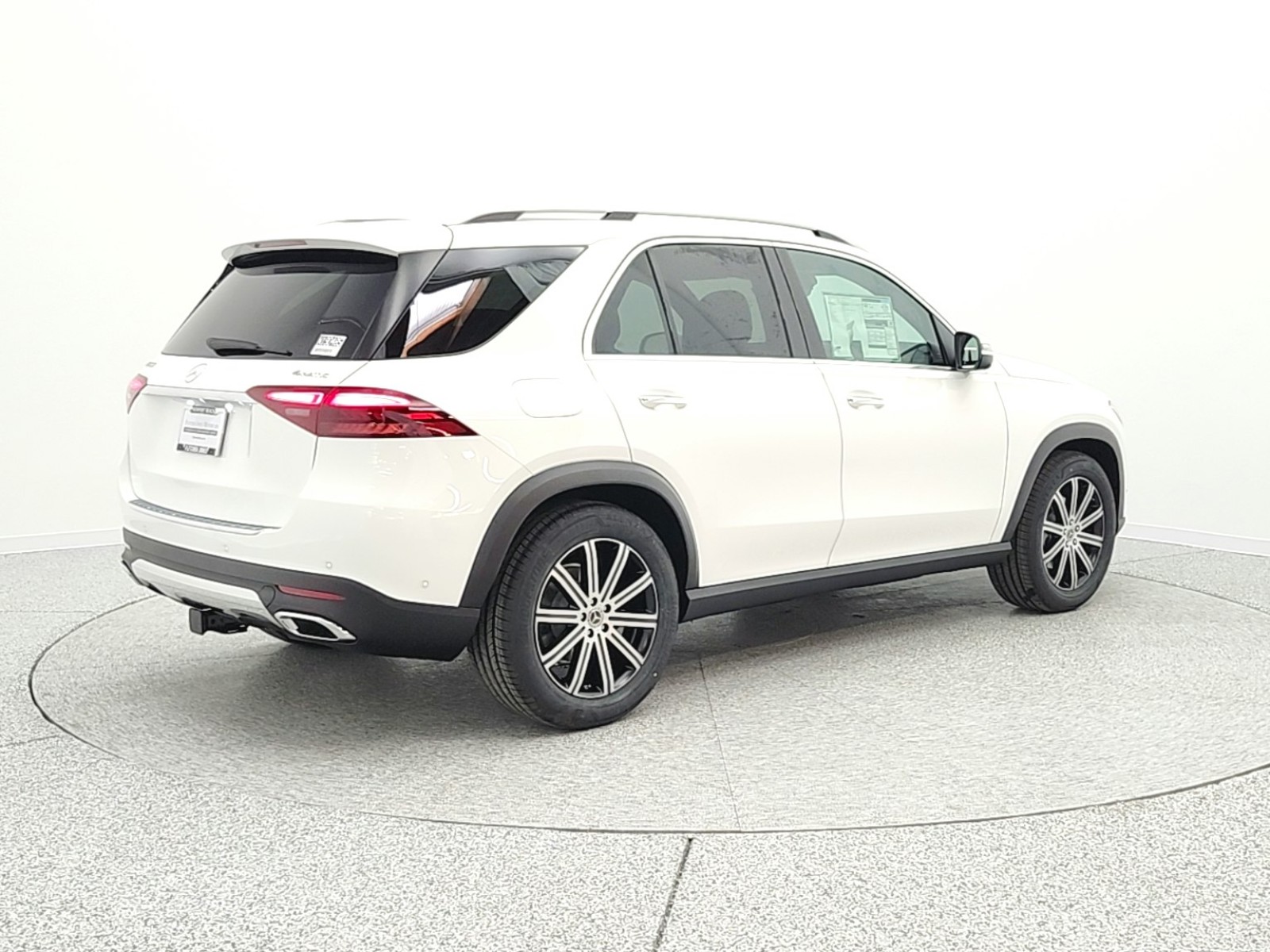 New 2026 Polar White Mercedes-Benz GLE 350 image 5