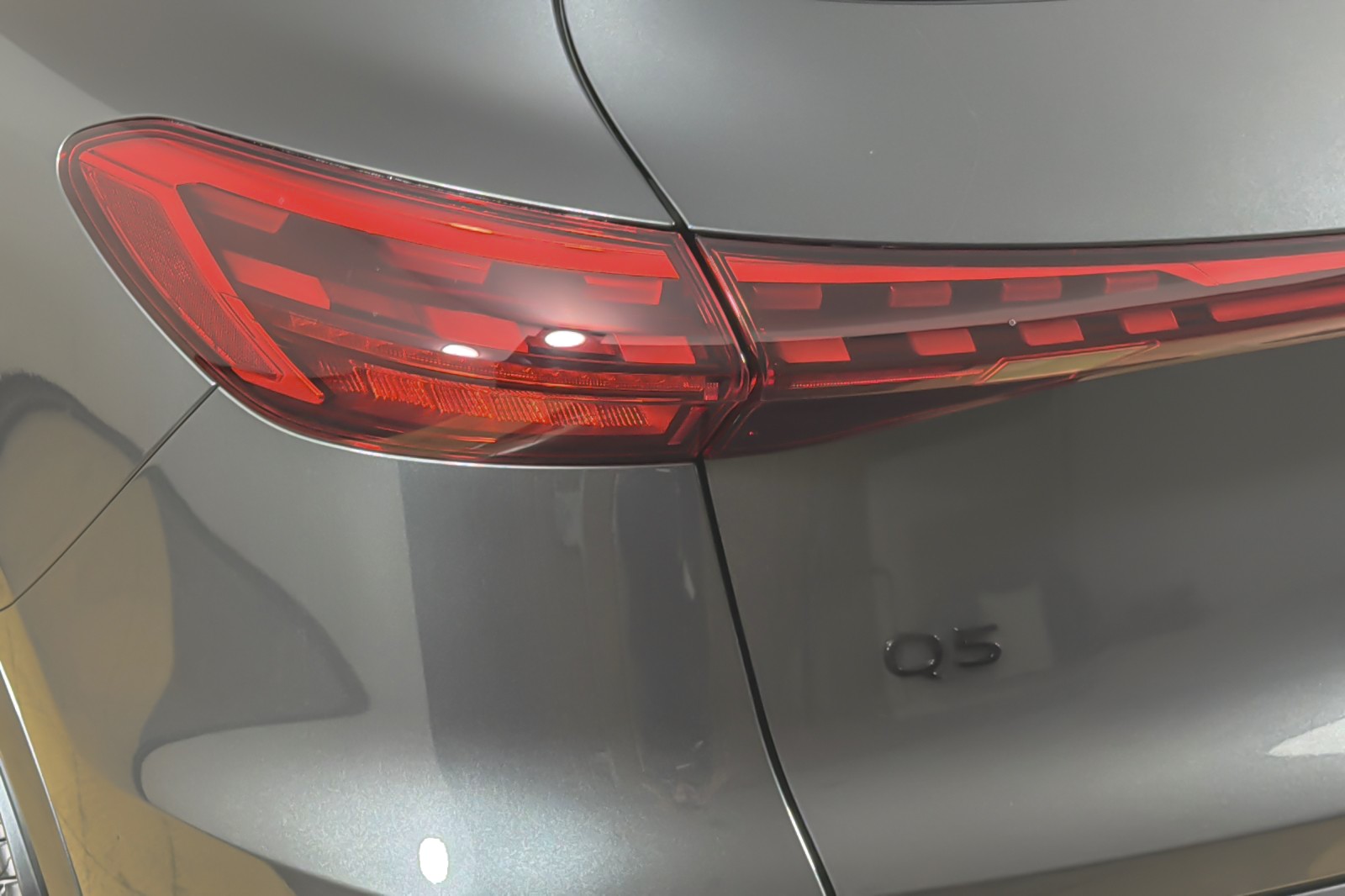 New 2026 Daytona Gray Pearl Effect Audi Premium Plus 2.0 TFSI quattro image 25