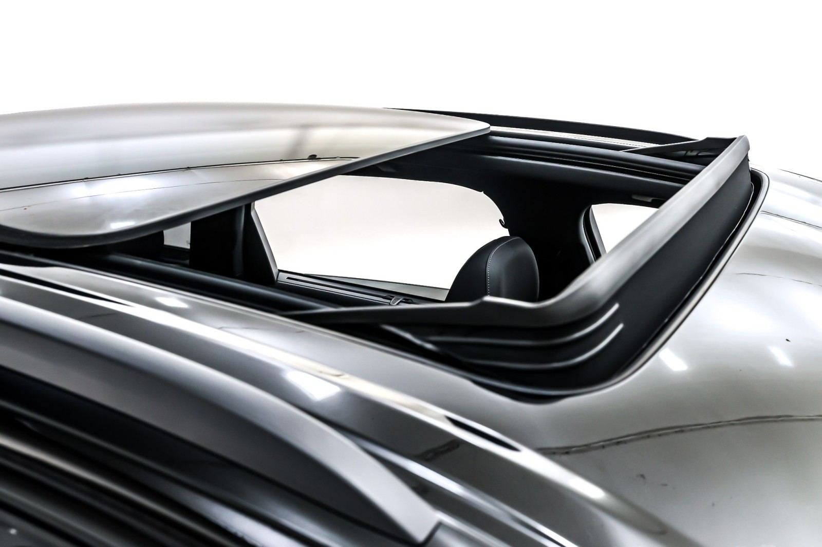 Used 2025 Mythos Black Metallic Audi Premium Plus 55 TFSI quattro image 23