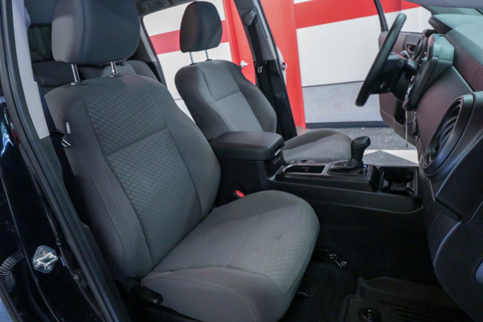 Used Car 2023 Toyota Tacoma 4wd  Sr5 For Sale Under $35,000 In Austin, Texas