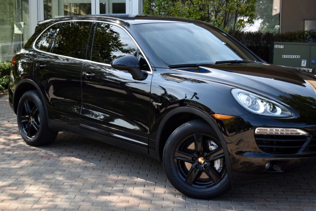 2012 Porsche Cayenne Navi Leather Moonroof Carbon Fiber Interior Pkg. Bi Xenon Bose Front Cooled Seats Park Assist 4