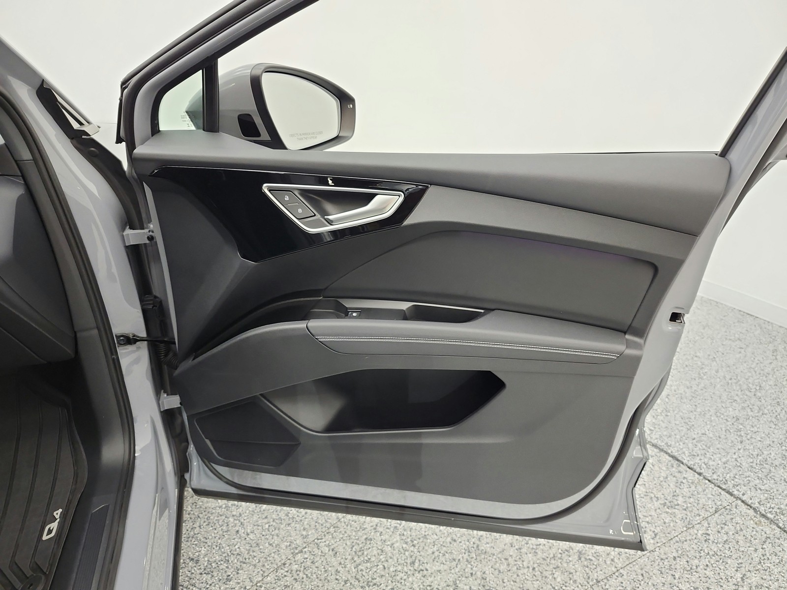 Used 2023 Pebble Gray Audi Prestige 50 quattro image 20