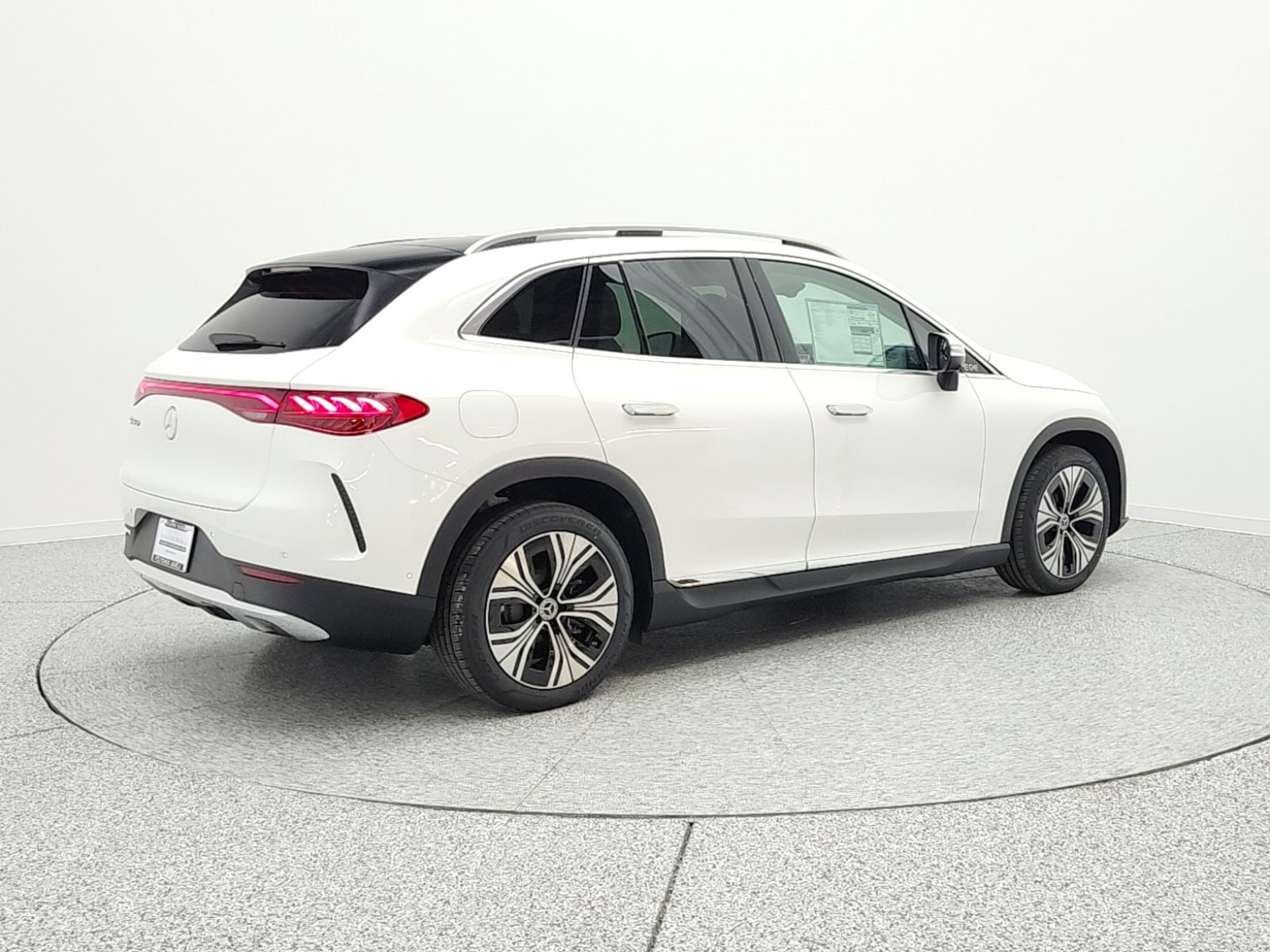 New 2026 Polar White Mercedes-Benz EQE 320+ SUV image 5