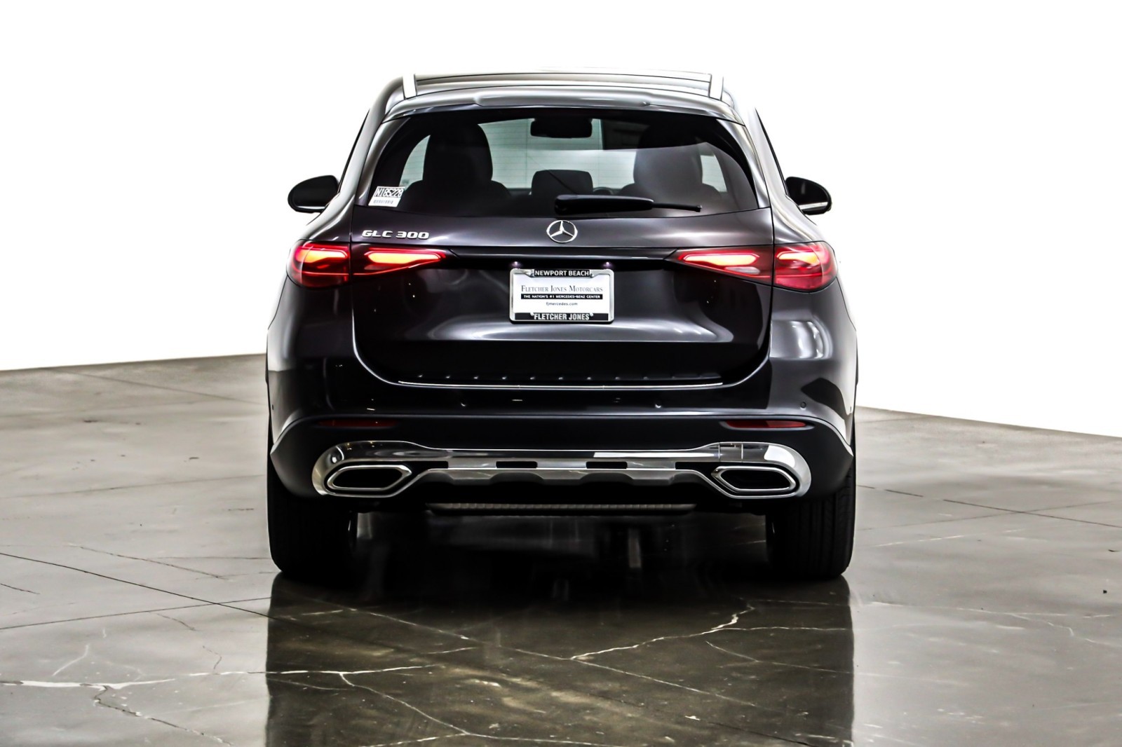 New 2026 Graphite Grey Metallic Mercedes-Benz GLC 300 image 3