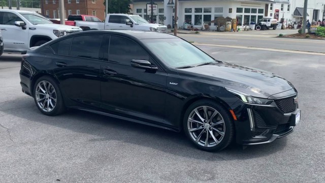 2021 Cadillac CT5 V-Series 2