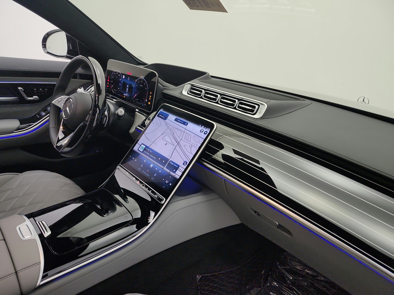 New 2026 Obsidian Black Metallic Mercedes-Benz S 500 image 14