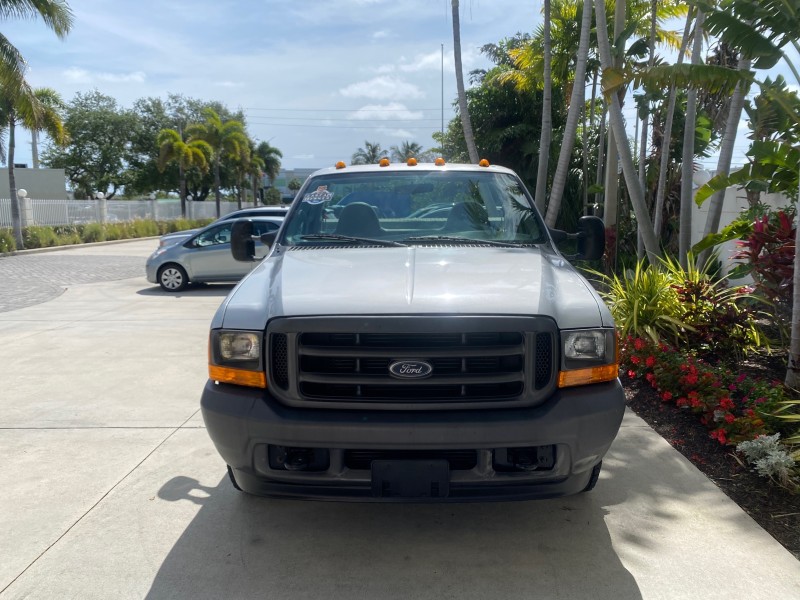 2001 Ford Super Duty F-350 DRW XL 1 OWNER LOW MILES 14,269 in , 