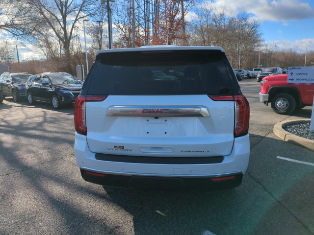 2022 GMC Yukon Denali 7