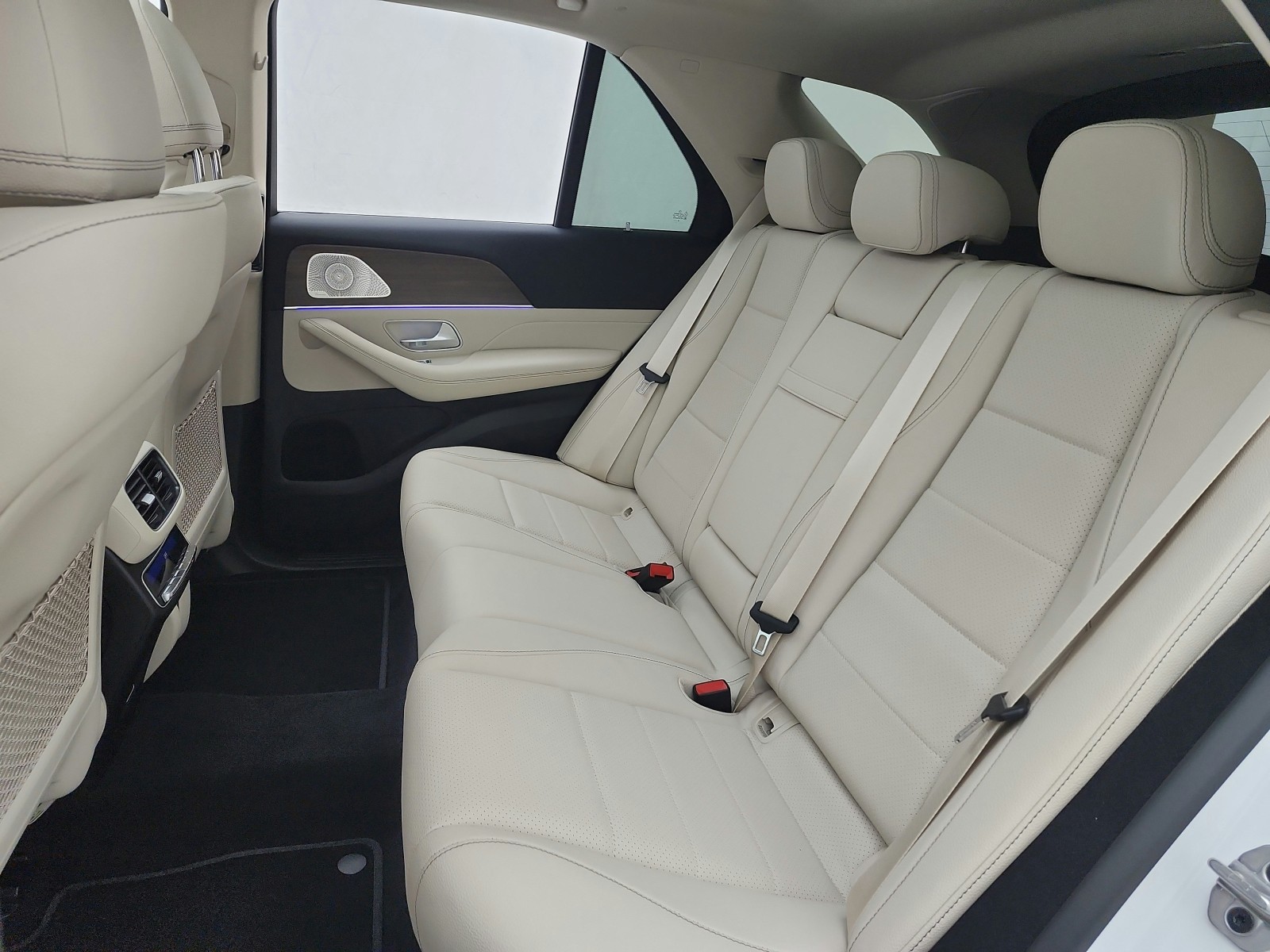 New 2026 Polar White Mercedes-Benz GLE 350 image 11
