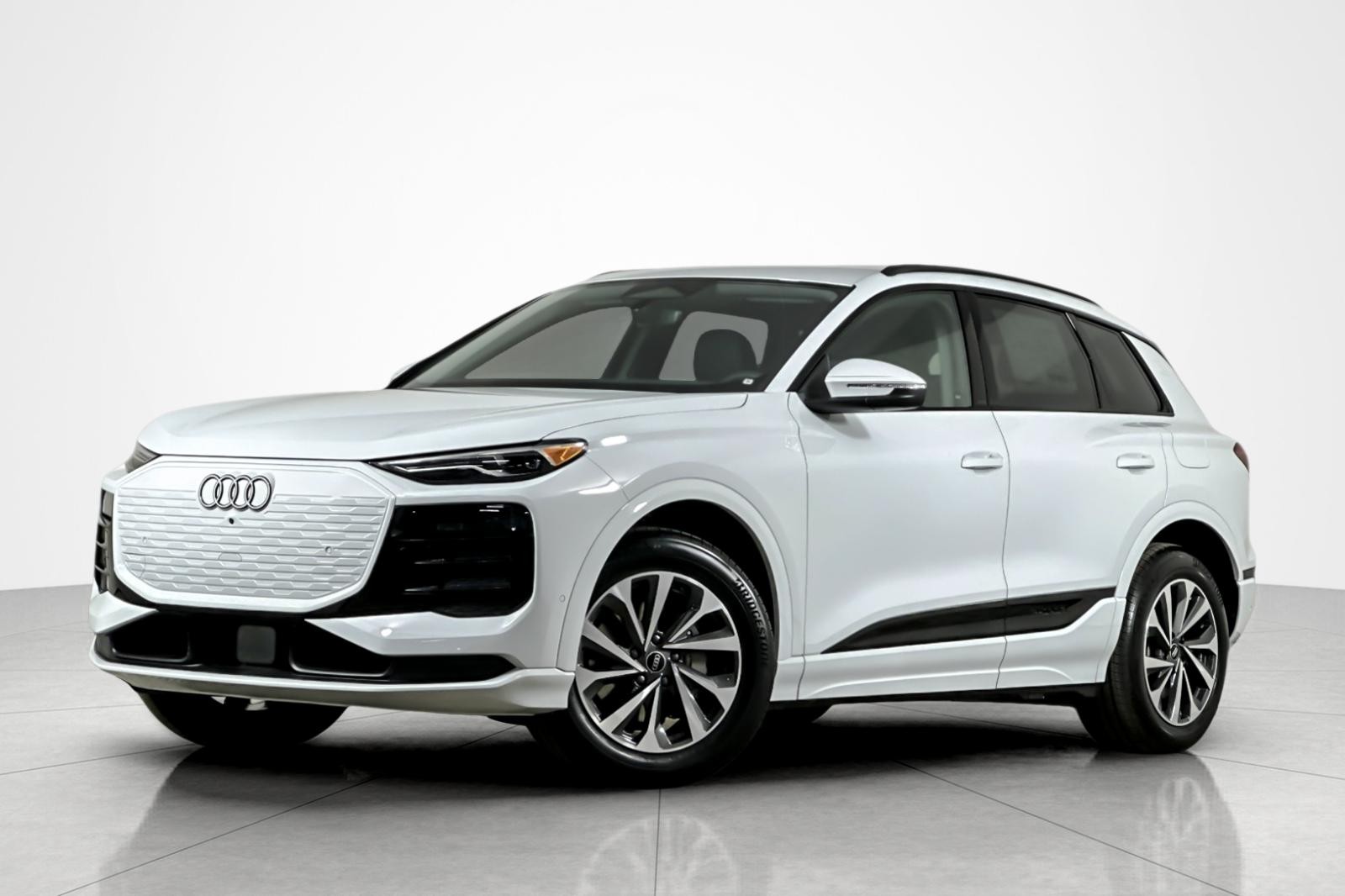 2025 Audi Q6 e-tron Premium quattro