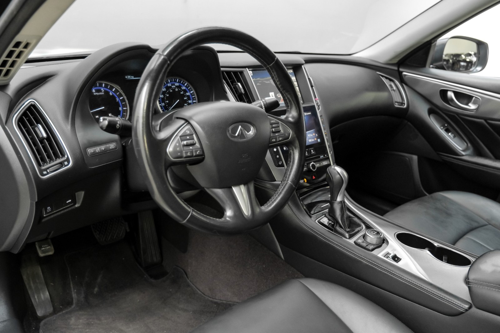 2015 INFINITI Q50 Premium 13