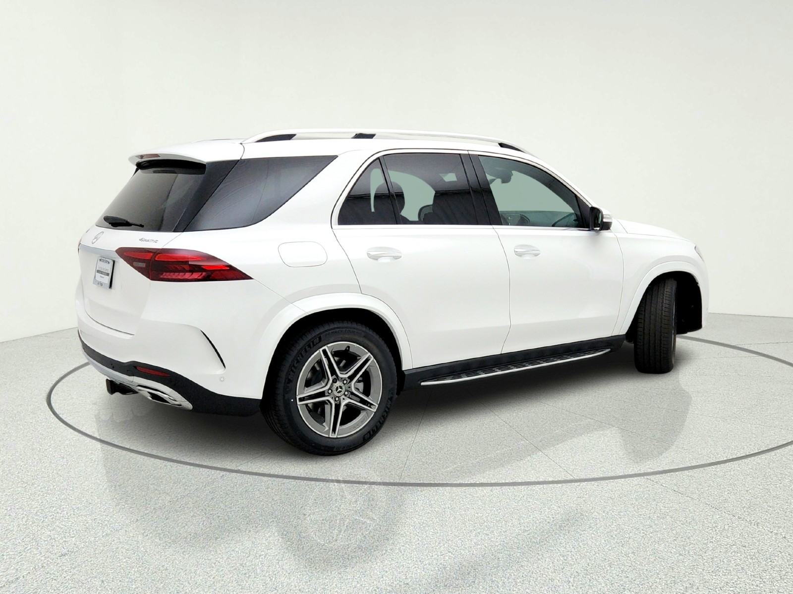 New 2026 Polar White Mercedes-Benz GLE 450 4MATIC® SUV image 8
