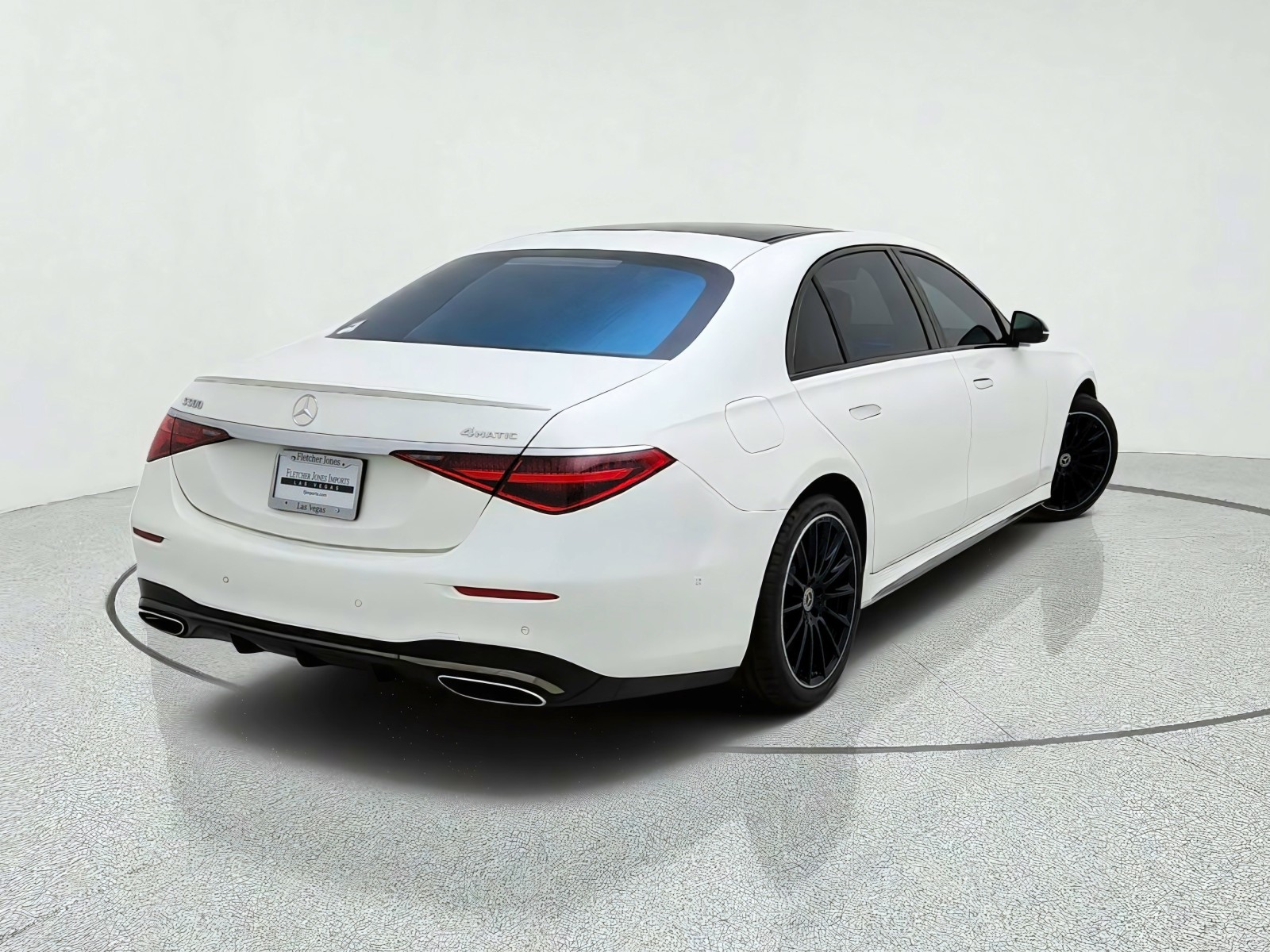 Used 2023 MANUFAKTUR Diamond White Mercedes-Benz S 500 image 9