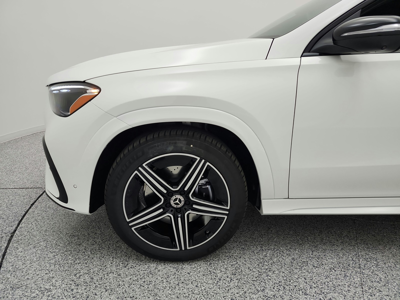 New 2026 Polar White Mercedes-Benz GLE 450 4MATIC® Coupe image 13