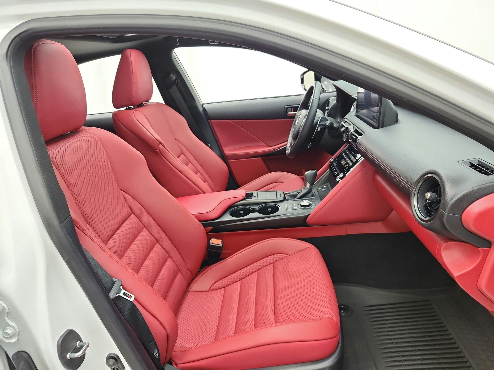 Used 2025 Ultra White Lexus IS 350 F SPORT image 19