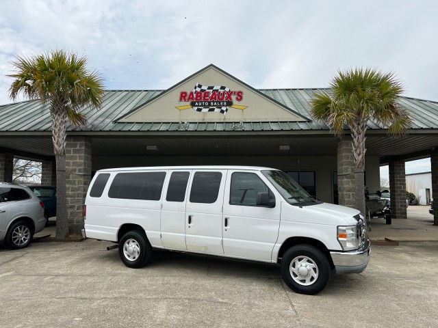 2014 Ford Econoline Wagon XLT in Lafayette, Louisiana