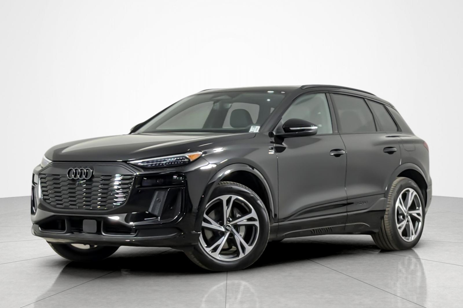 2027 Audi Q6 e-tron Premium Plus quattro
