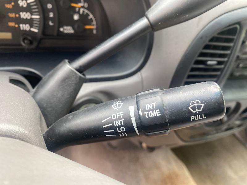 2004 Toyota Tundra SR5 1 OWNER 4WD XTRA CAB STEP SIDE in , 